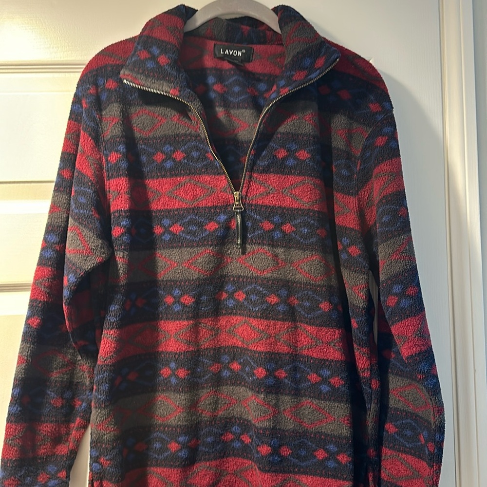 Soft and comfy fleece 3/4 zip pullover